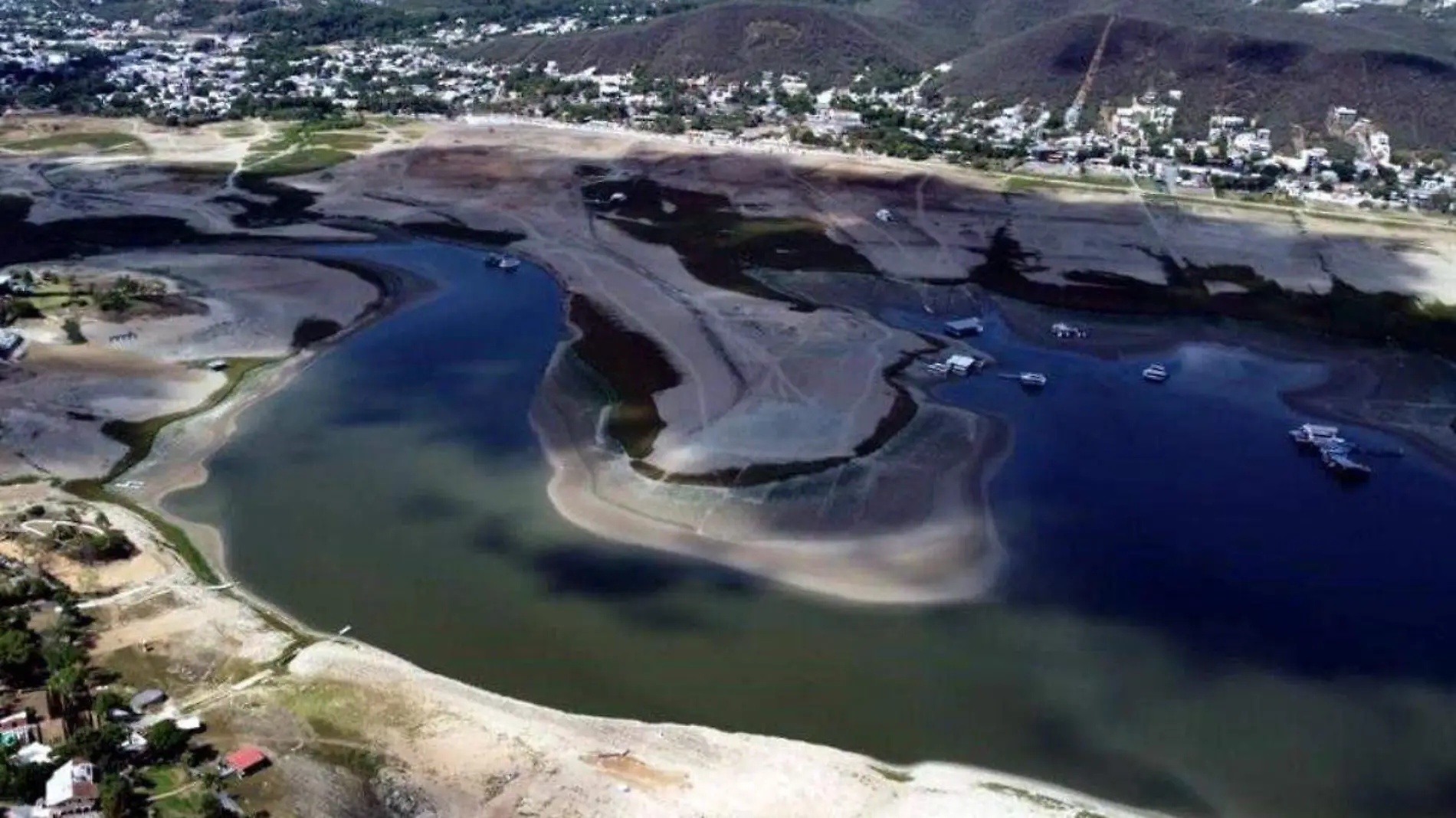 Presas en NL no reflejan mejoría en la captación de agua